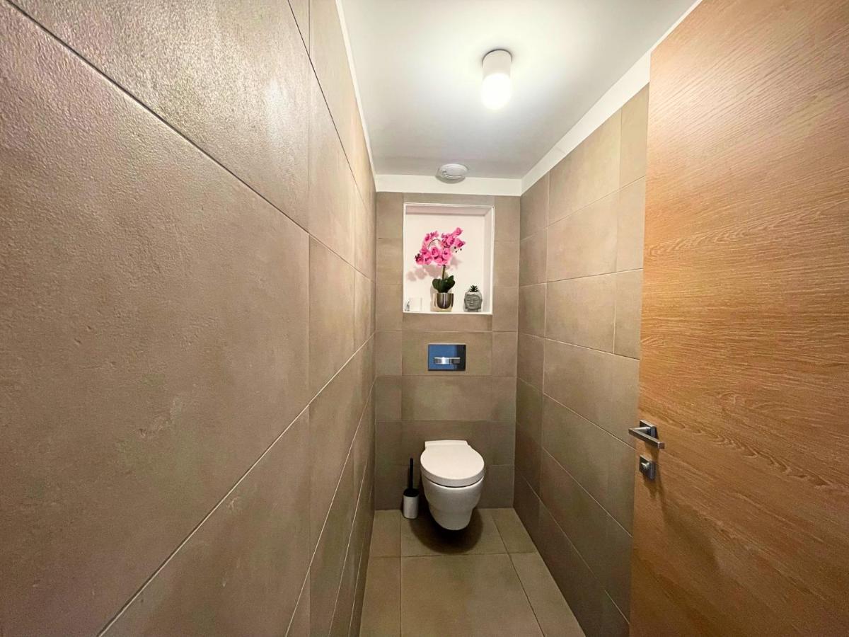 *le Royal*havre De Paix*wifi* Apartment Marseilles